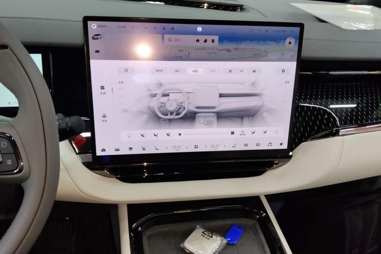 Used Zeekr 009 2024 7-Seater Walk-through Version 4WD 140 kWh
