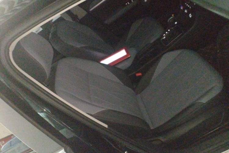 Used Volkswagen Lavida 2024 1.5L Automatic Starry Sky 5 Million Edition Right Front Seat