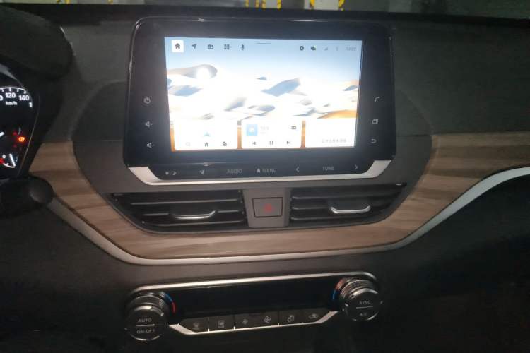 Used Nissan Teana 2021 2.0L XL Comfort Edition Audio And AC Panel