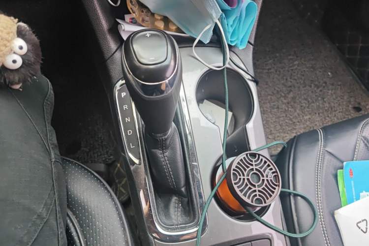 Used Chevrolet Cruze 2017 1.5L Hatchback Automatic Pioneer Sunroof Edition
