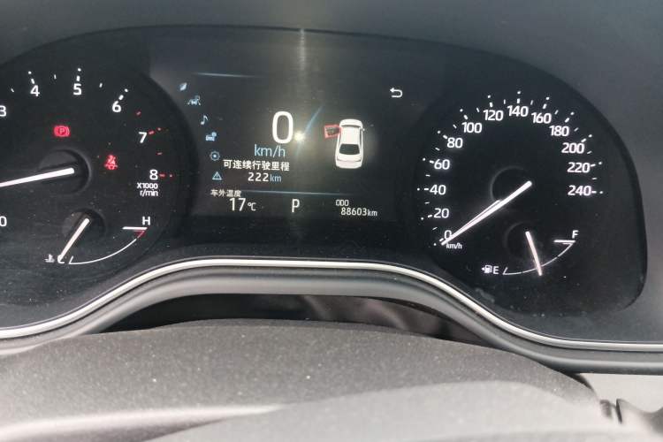 Used Toyota Avalon 2019 2.0L Luxury Edition China VI Standard Odometer Close Up