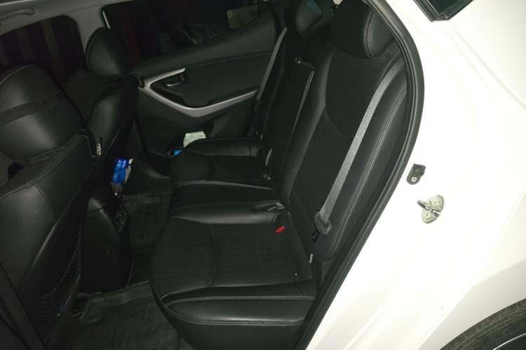 Used Hyundai Elantra (5th Generation / Langdong) 2013 1.6L Automatic Luxury Model
