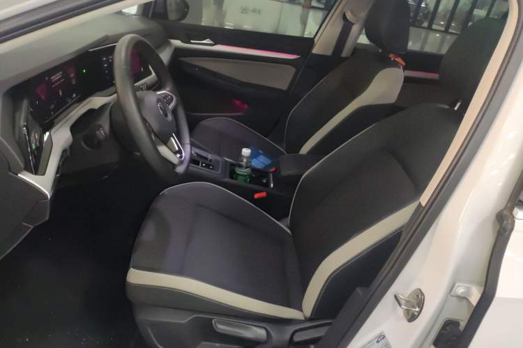 Used Volkswagen Golf 2023 Facelift 280TSI DSG Pro
