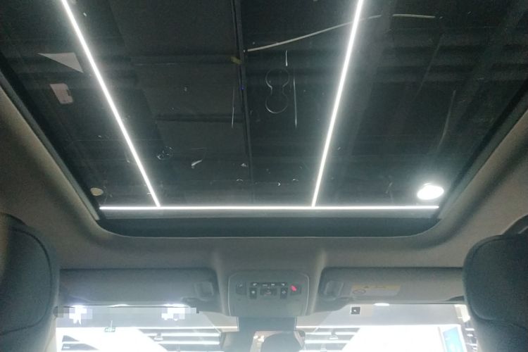 Used Toyota Highlander 2023 2.5L Smart Electric Hybrid Dual-Drive Prestige Version 7 Seats Headliner