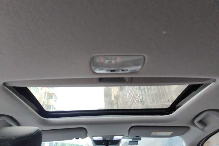 Used Honda LIFE 2023 1.5L CVT SPO-SS Dynamic Edition Headliner