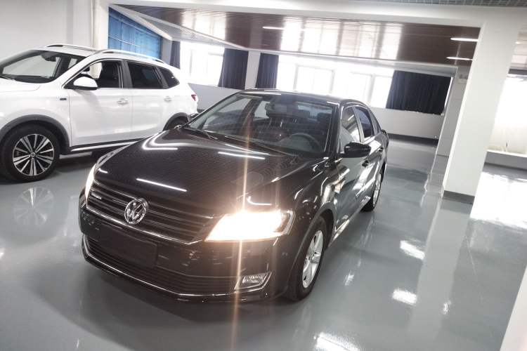 Used Volkswagen Lavida 2014 1.4 TSI DSG BlueMotion Technology Version