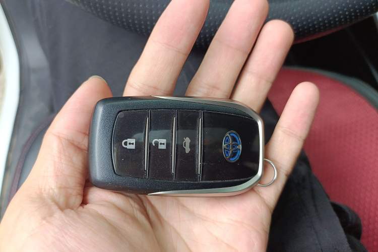 Used Toyota Corolla 2017 Revised Dual-Engine 1.8L E-CVT Leading Edition