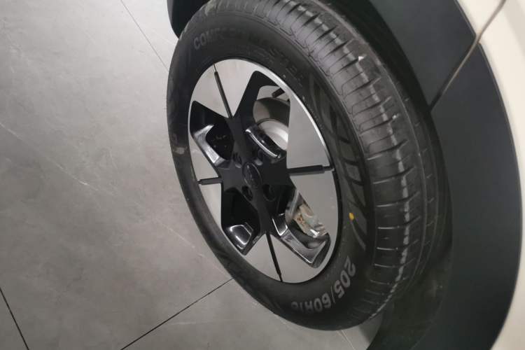 Used Geely Galaxy Geome 2025 310km Dream Edition Right Rear Wheel Hub