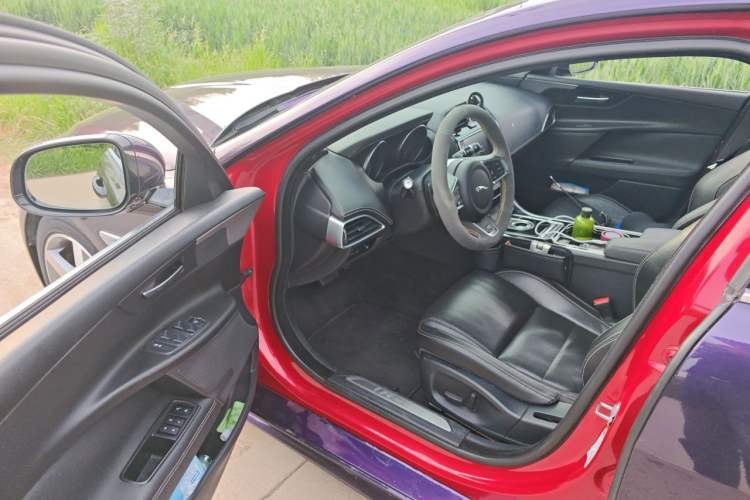 Used Jaguar XE 2015 2.0T 200 PS R-Sport
