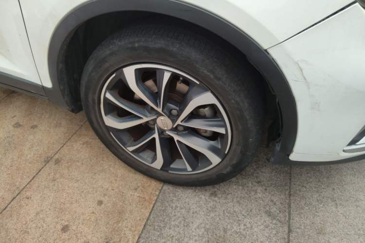 Used Geely Auto Emgrand GS 2019 1.4T CVT Edition Right Front Wheel Hub