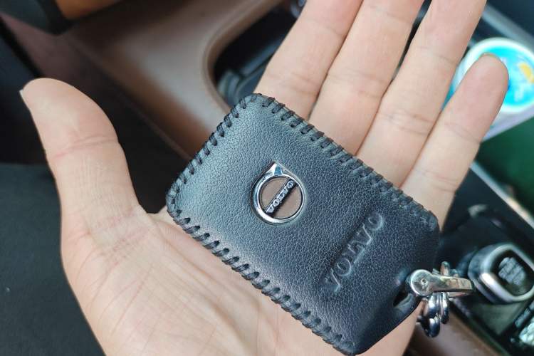 Used Volvo XC90 New Energy 2019 E-Drive Hybrid T8 Prestige 7-Seater China VI Standard Vehicle Key