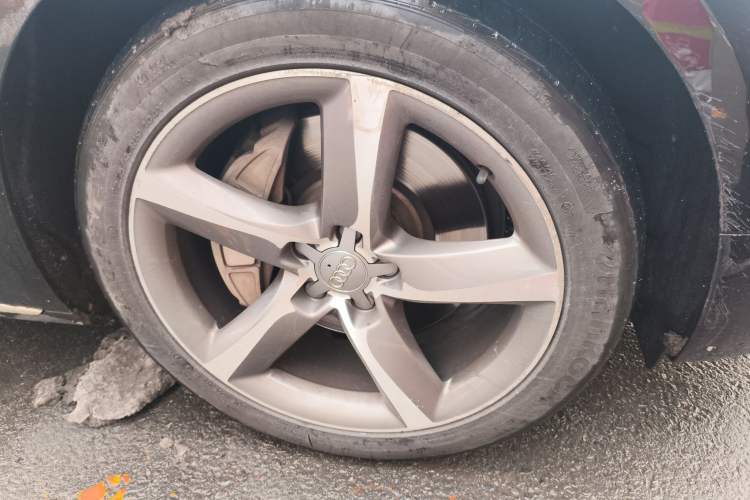 Used Audi A8 2012 A8L 45 TFSI quattro Comfort model
