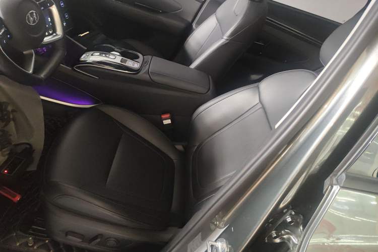 Used Hyundai Tucson 2022 Tucson L 2.0L Hybrid · Flagship Edition