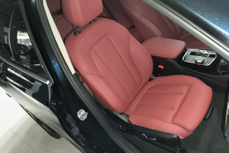 Used BMW iX3 2024 Leading Model