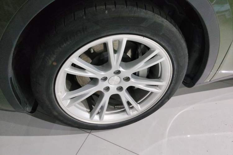 Used Tesla Model Y 2022 Rear-Wheel-Drive Version