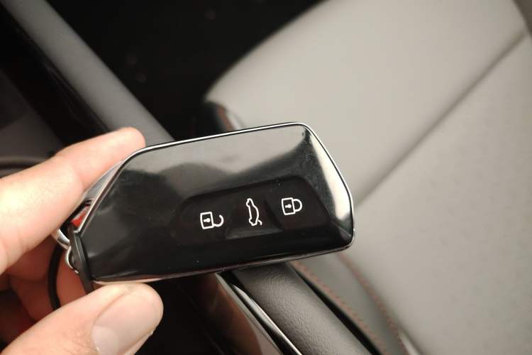 Used Volkswagen ID.7 VIZZION 2024 AIR model Interior 1