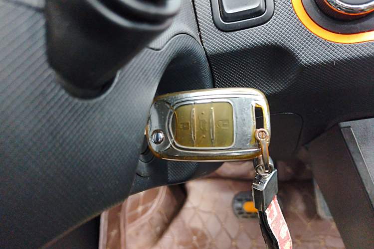 Used Wuling Hongguang MINIEV 2022 Zizai Version Lithium Iron Phosphate Vehicle Key