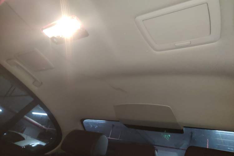 Used BMW 5 Series 2014 525Li Luxury Design Package
