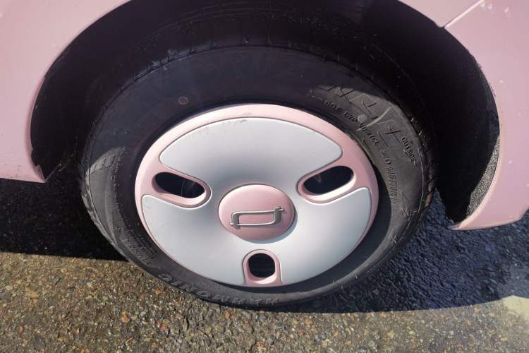 Used Bestune Pony 2024 170km Vitality Horse Right Front Wheel Hub