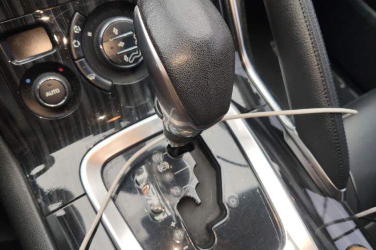 Used Peugeot 3008 2015 1.6THP Automatic Prestige Edition