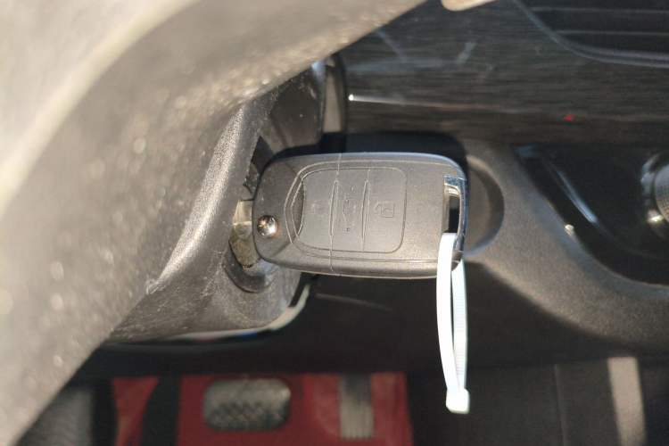 Used Baojun 310 2017 1.5L Automatic Luxury Model Vehicle Key