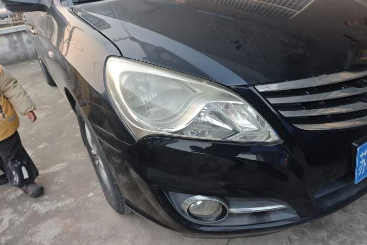 Used Hyundai Celesta 2011 1.6L Manual Comfort Edition
