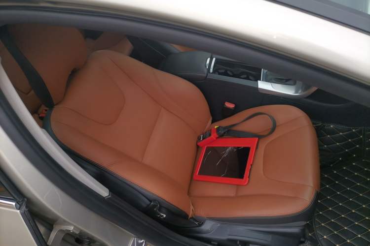 Used Volvo S60 2019 S60L Facelift T5 Intelligent Advanced Edition
