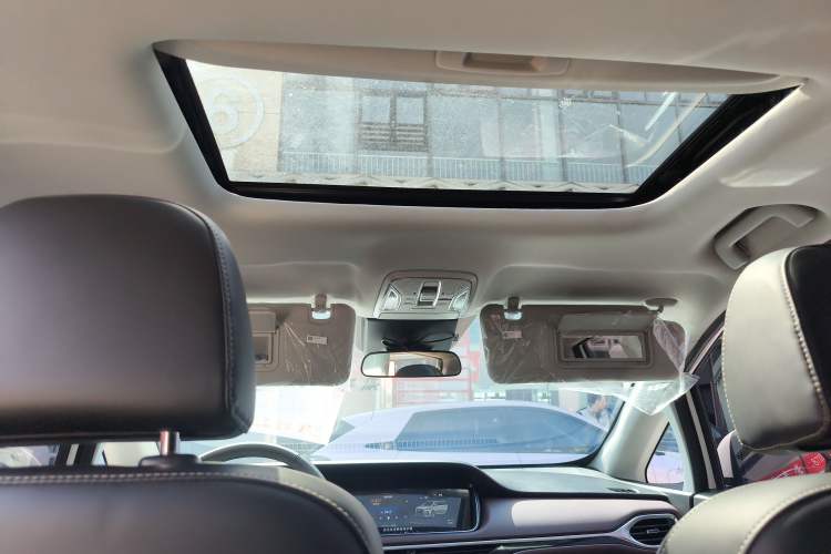 Used GAC Trumpchi M6 2023 PRO 270T DCT Luxury Edition Headliner