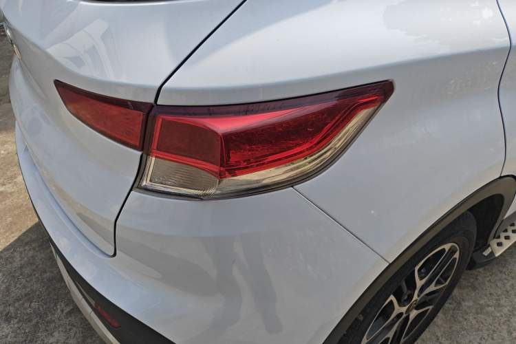 Used Soueast DX3 2016 1.5T CVT Prestige Edition Right Rear Taillight