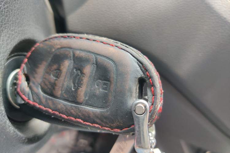 Used Hyundai Verna (new generation) 2016 1.4L Manual Cool Edition GLS Vehicle Key