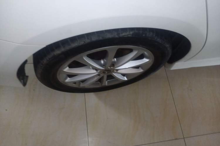 Used Mercedes-Benz A-Class 2020 Restyled A 200 L Sport Sedan Fashion Version Right Rear Wheel Hub