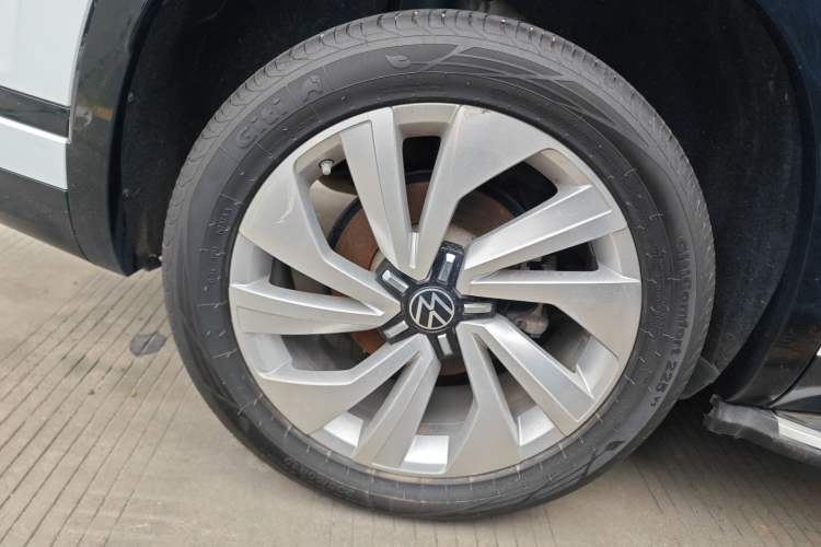 Used Volkswagen Tayron X 2020 330TSI Two-Wheel Drive Luxury Smart Connectivity Version
