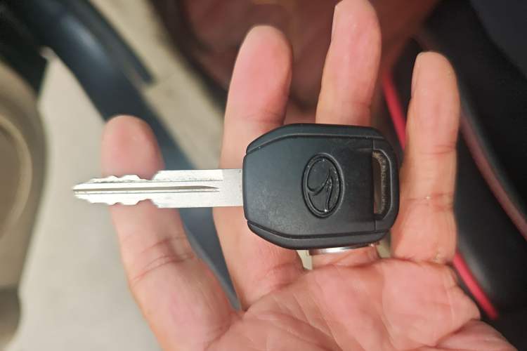 Used Soueast V5 Lingzhi 2012 1.5L Manual Comfort Edition Vehicle Key