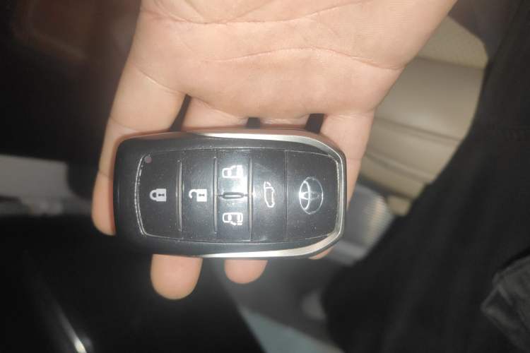 Used Toyota Alphard 2021 Dual-Engine 2.5L Prestige Edition