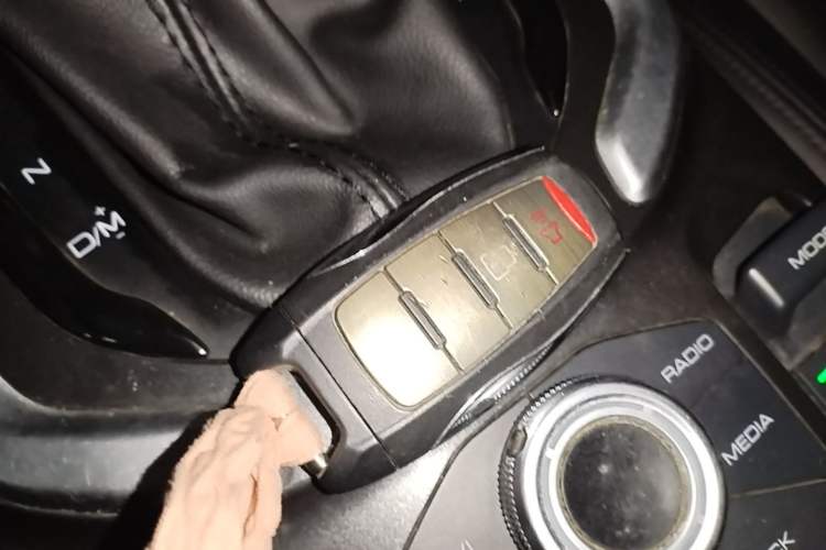 Used Haval H6 2017 Blue Label 1.5T Automatic Two-Wheel Drive ZhiShang Model
