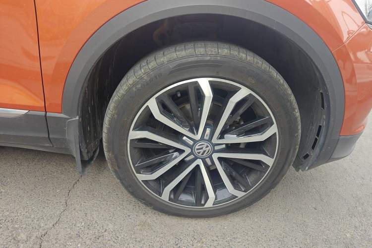 Used Volkswagen T-ROC 2018 280TSI DSG Two-Wheel-Drive Comfort Version China V Standard Exterior 7