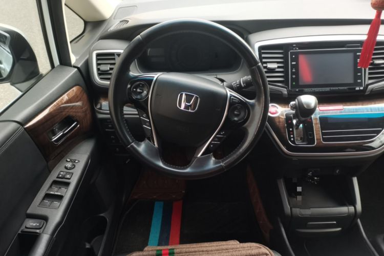 Used Honda Odyssey 2015 2.4L Supreme Edition
