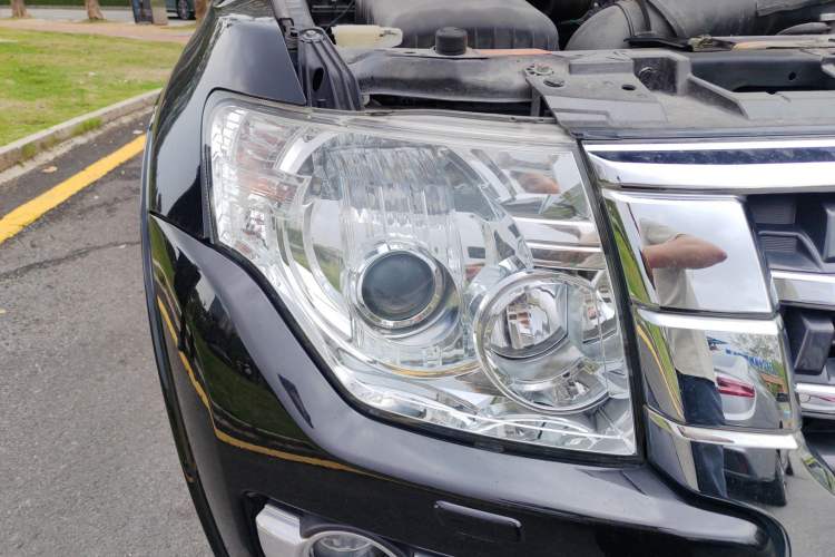 Used Mitsubishi Pajero 2016 3.0L Automatic Prestige Version China V Standard
