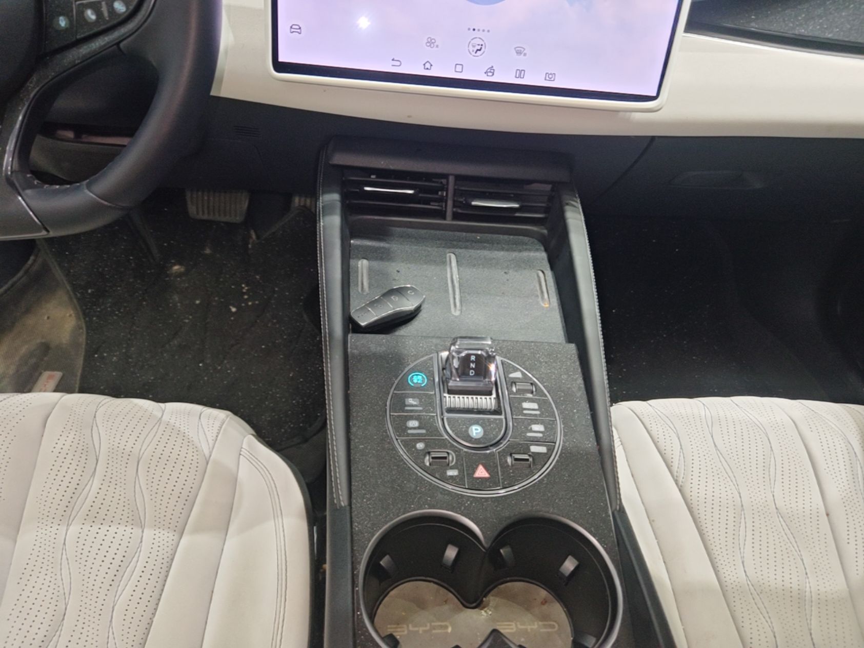 BYD Seal 06 New Energy 2024 DM-i 120KM Flagship Model — снимка 16