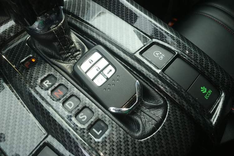 Used Honda Civic 2016 220TURBO CVT Luxury Edition
