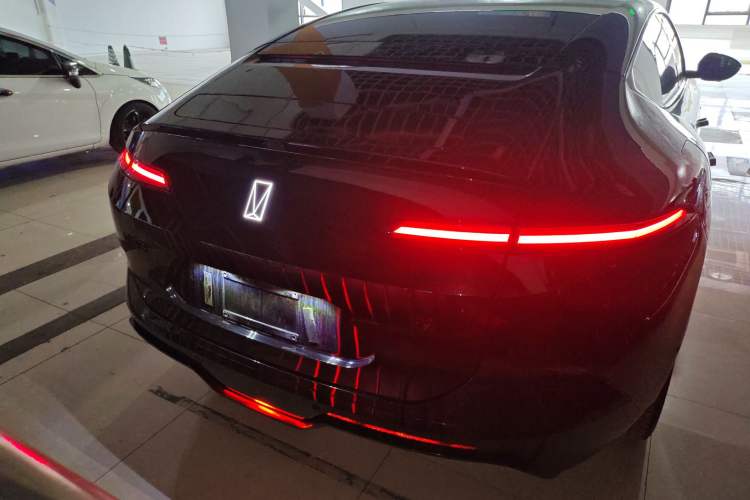 Used Avatr 12 2025 Ultra Extended-Range Edition Rear