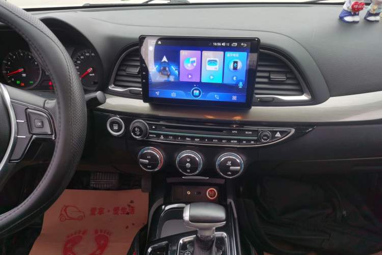 Used GAC Trumpchi GA6 2016 235T DCT Elite Edition Audio And AC Panel