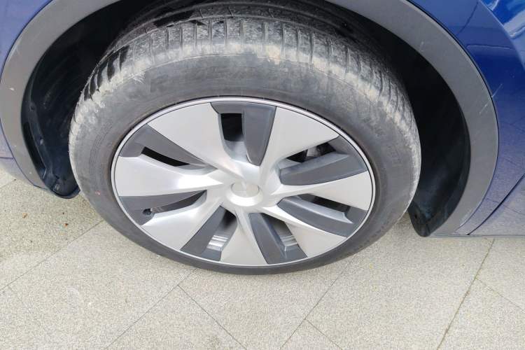 Used Tesla Model Y 2022 Rear-Wheel-Drive Version
