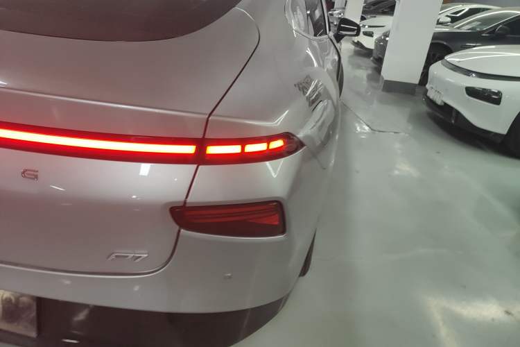 Used XPeng P7 2020 670E
