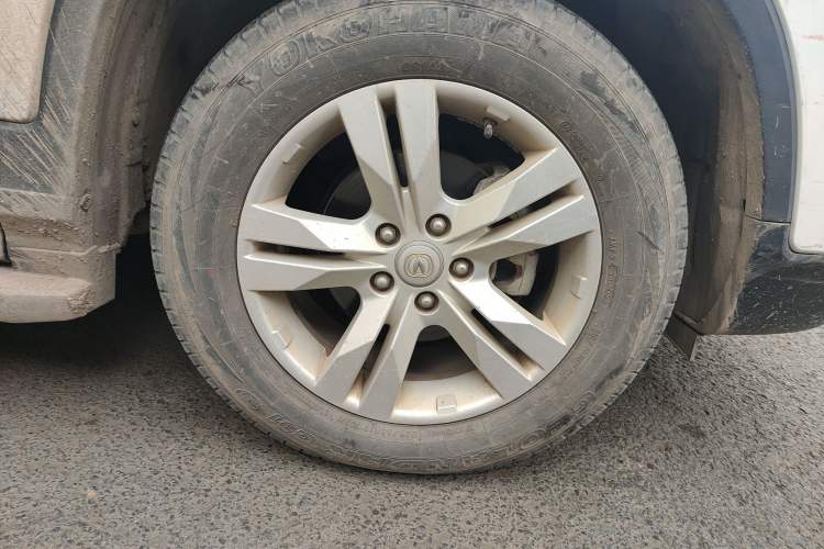 Used CHANGAN CS75 2016 1.8T Automatic Elite Model China V Standard Right Front Wheel Hub