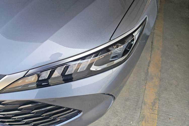 Used BYD Qin PLUS 2025 DM-i Smart Drive 55KM Leading Model Left Front Headlight