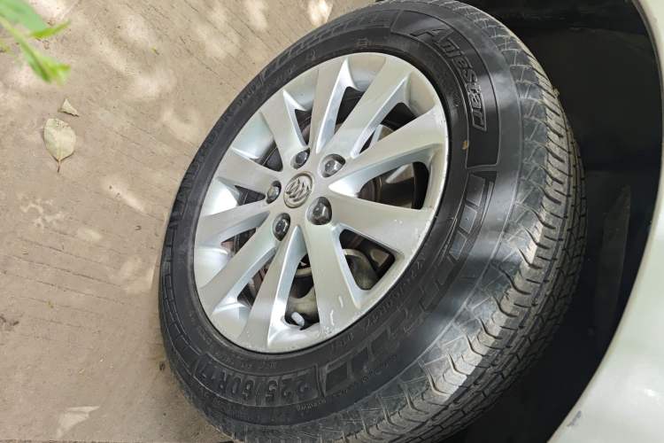 Used Buick GL8 2014 2.4L Comfort Edition