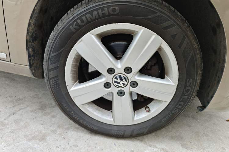 Used Volkswagen Touran 2015 1.4T Manual Comfort Edition 5-Seater