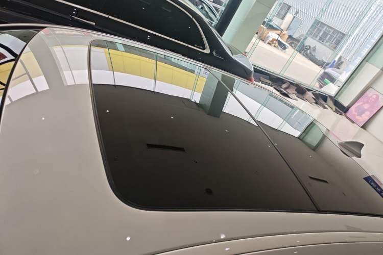 Used BMW 5 Series 2018 Restyled 530Li Luxury Edition M Sport Package
