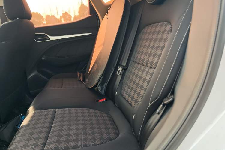 Used MG ZS 2017 1.5L Manual Comfort Edition
